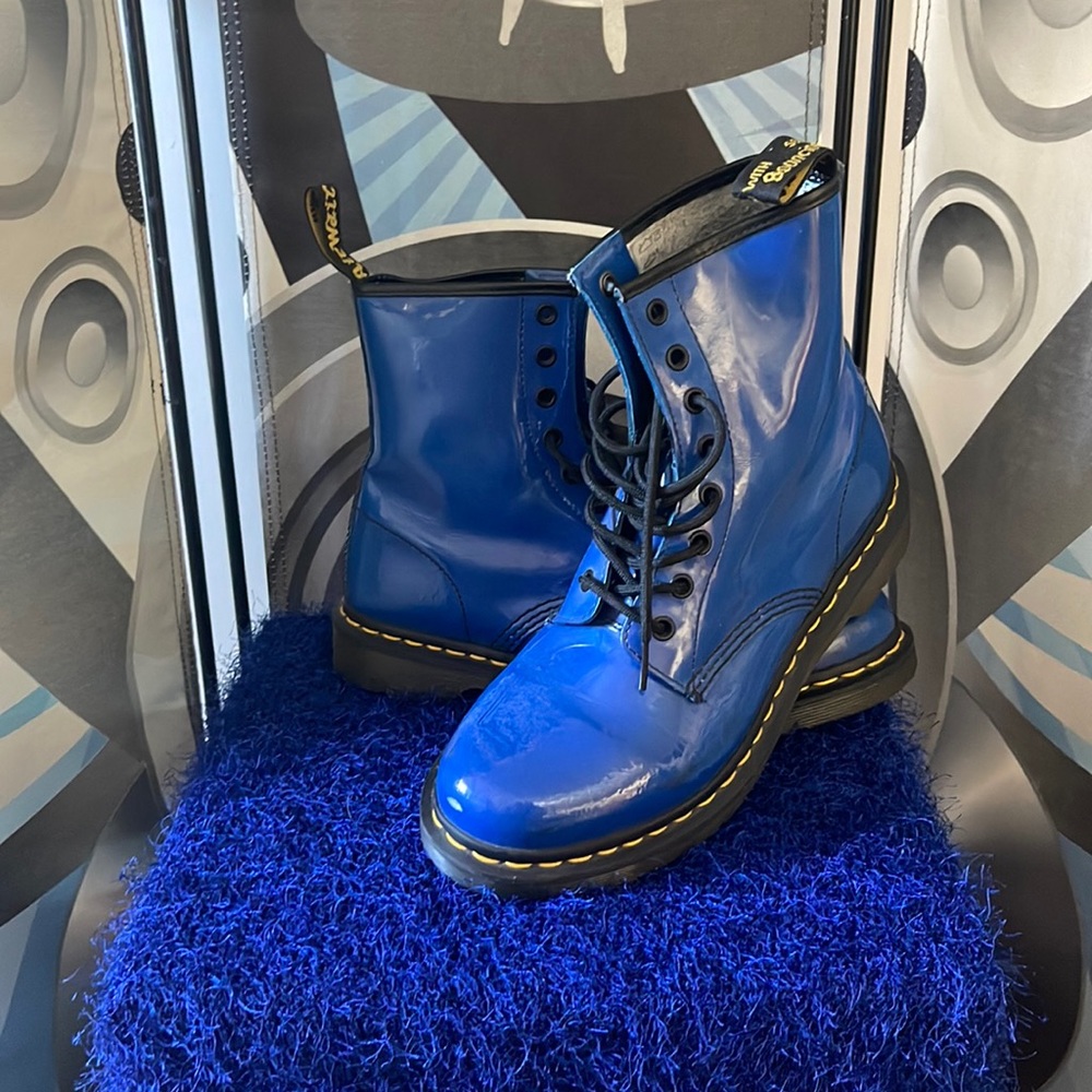 Doc Martens 11821 women’s 9 EUR 41